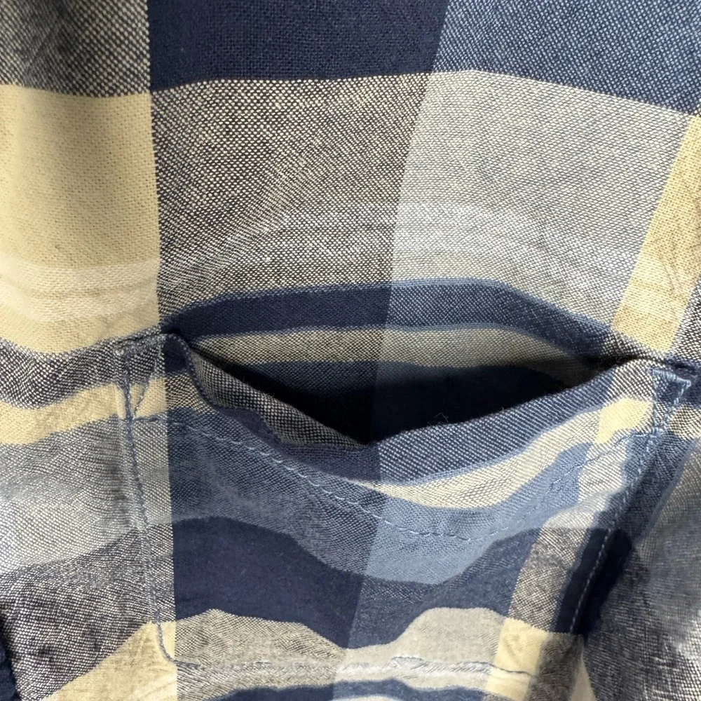 Men’s FatFace Navy and Light Blue Plaid Button-Down Shirt